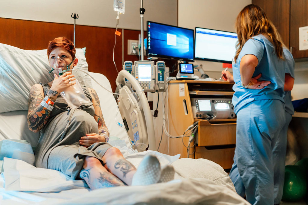 oxygen used in labor for fetal distress in the hospital setting