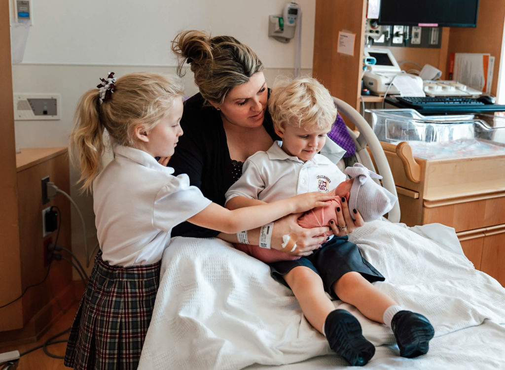 introducing siblings in the hospital after the baby is born