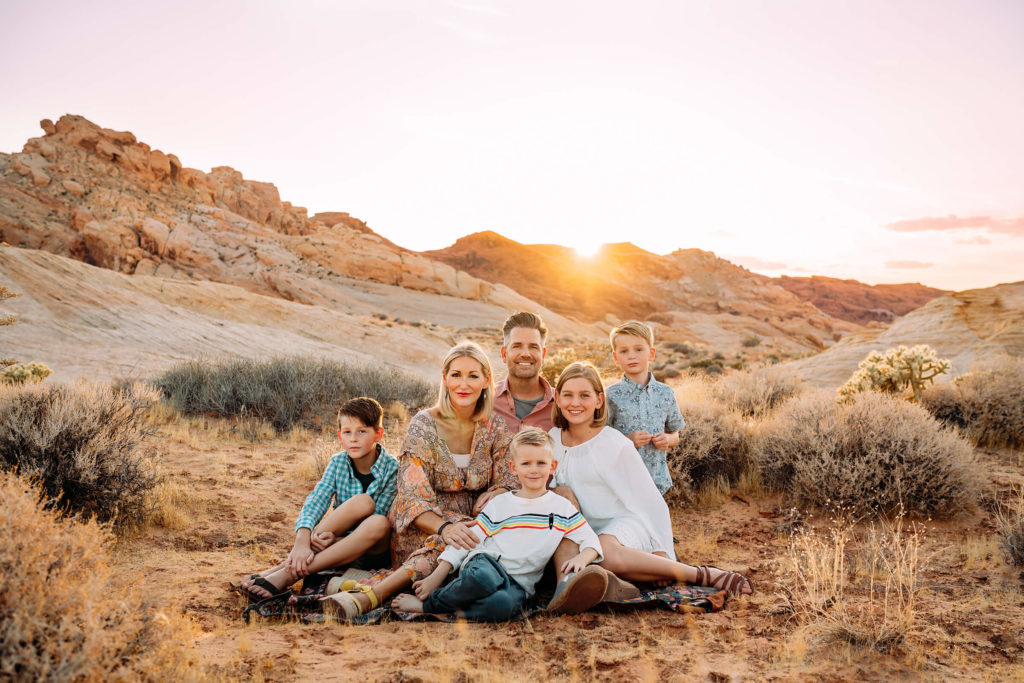 the Ricks family in Las Vegas during fall family session 