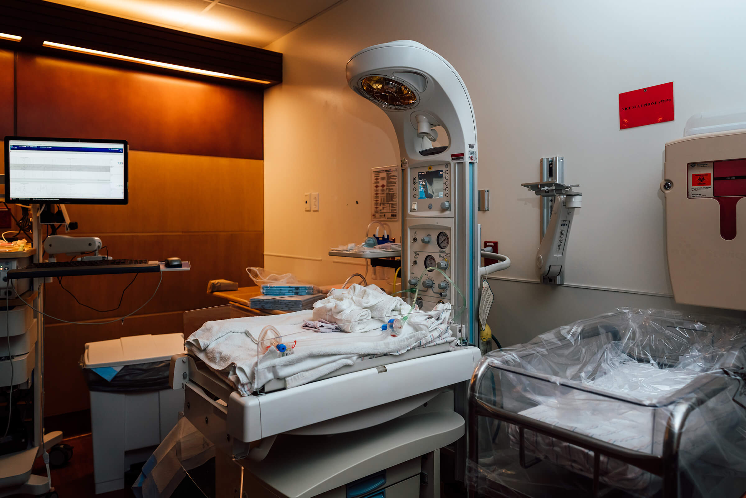 capturing the details of a labor room while documenting a birth story. 