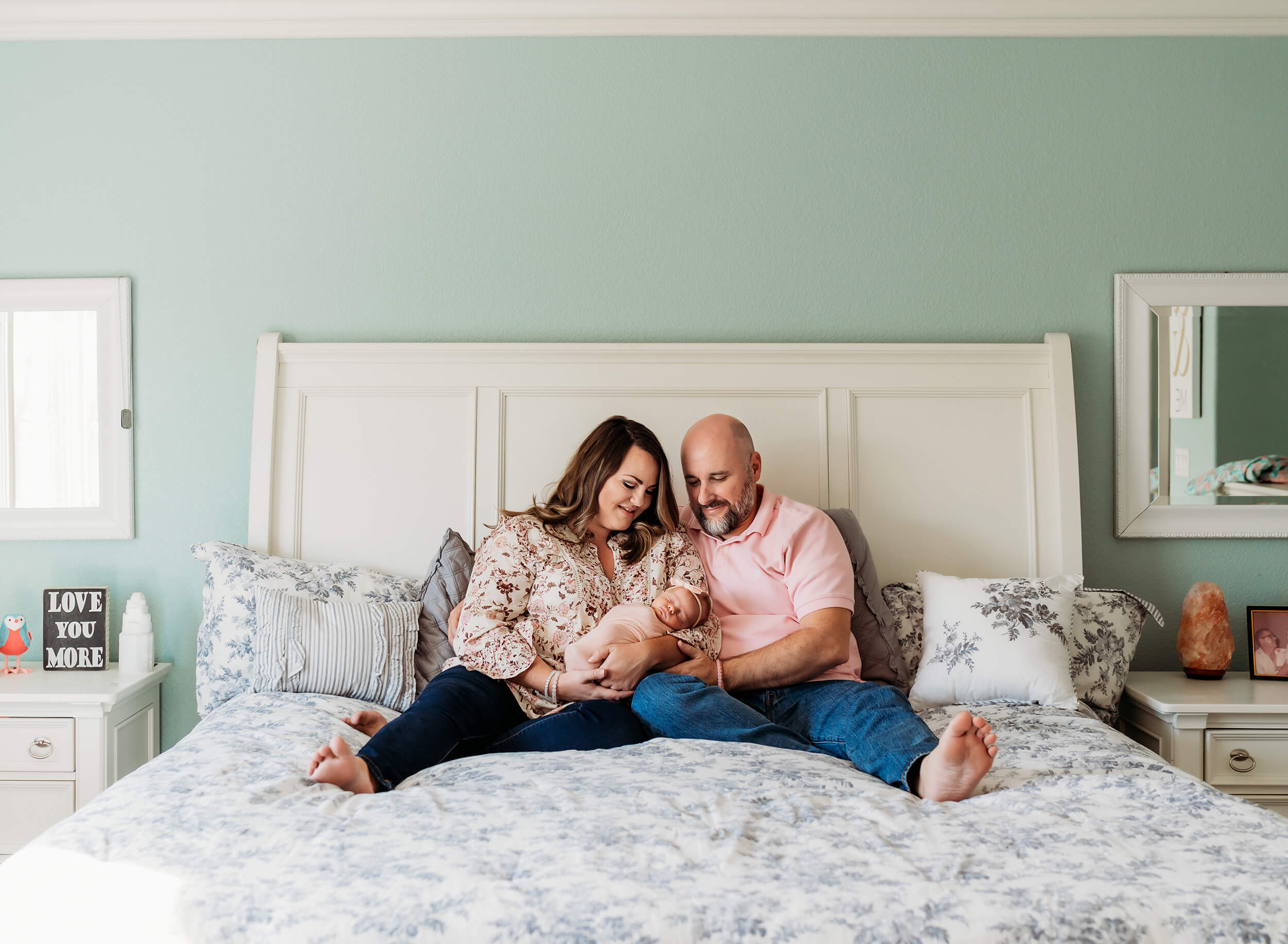 parents at home for in home newborn session las vegas