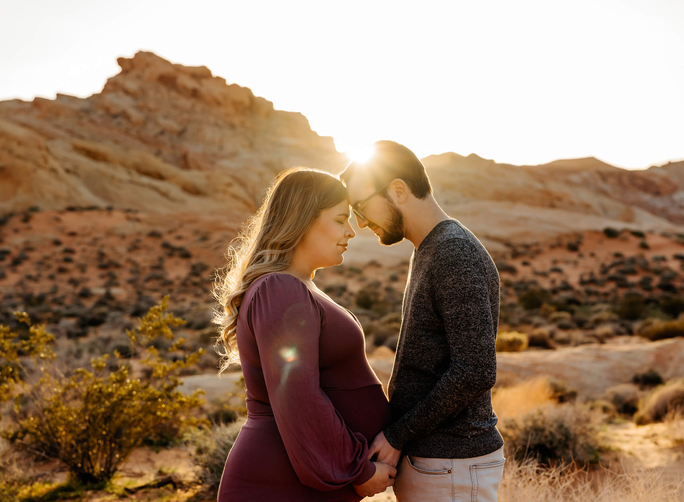 sunset couples maternity session valley of fire
