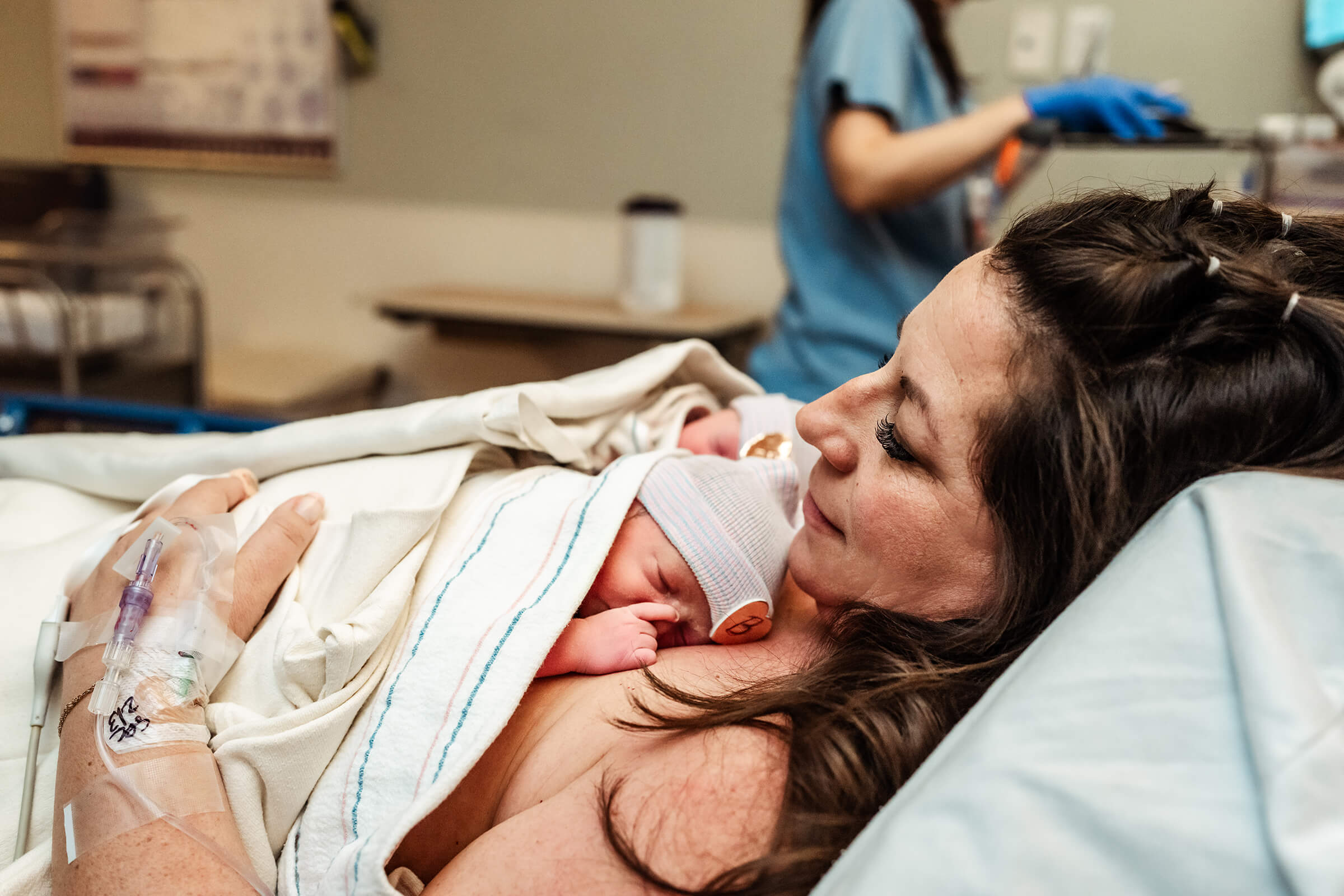 skin-to-skin in the recovery room after a c-section